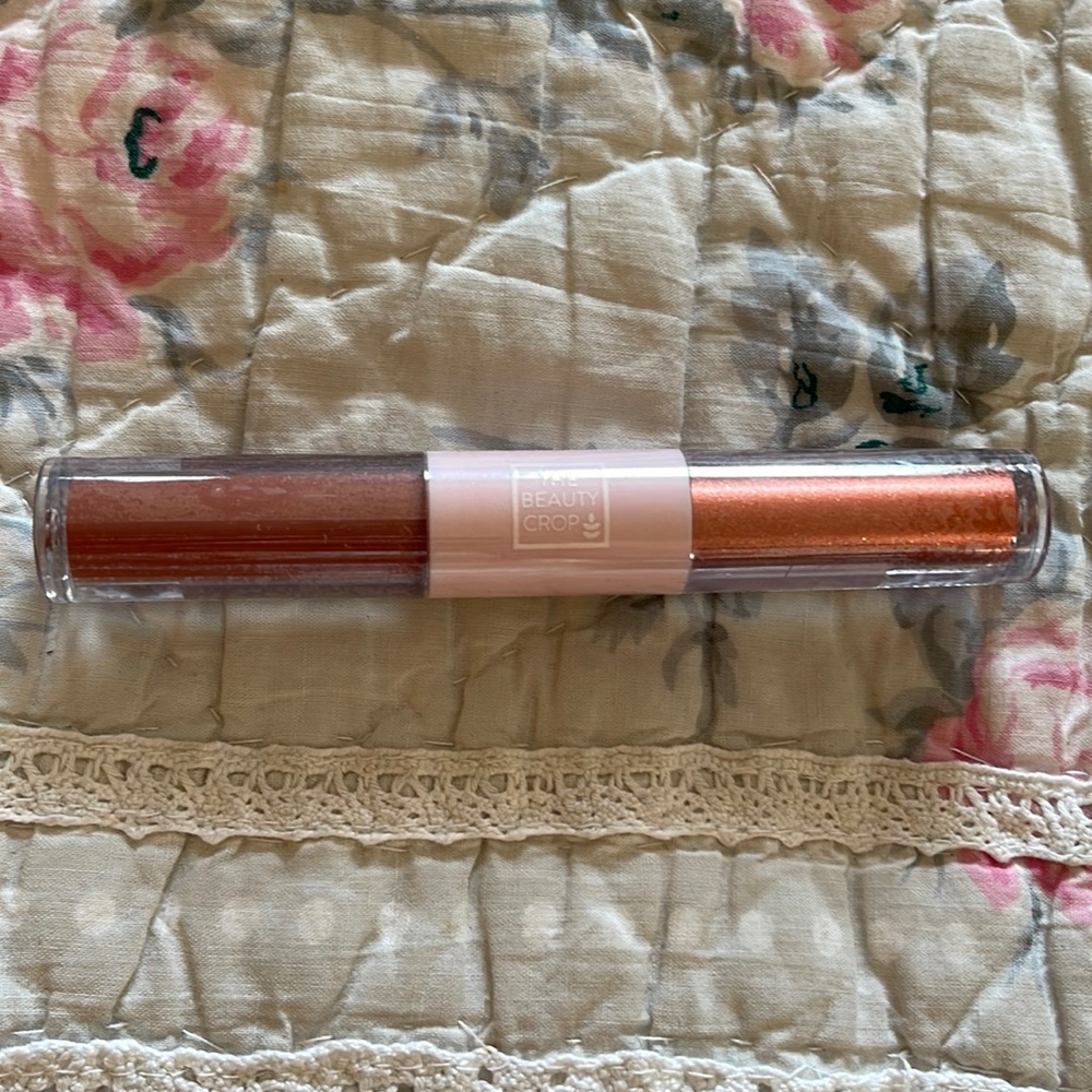 Beauty Crop liquid eyeshadow duo. New. Never used.